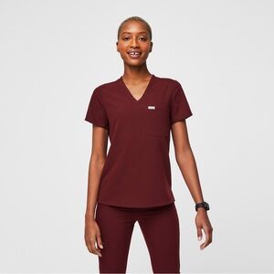 FIGS Women's Burgundy Catarina V-neck Top and High-Rise Zamora Jogger